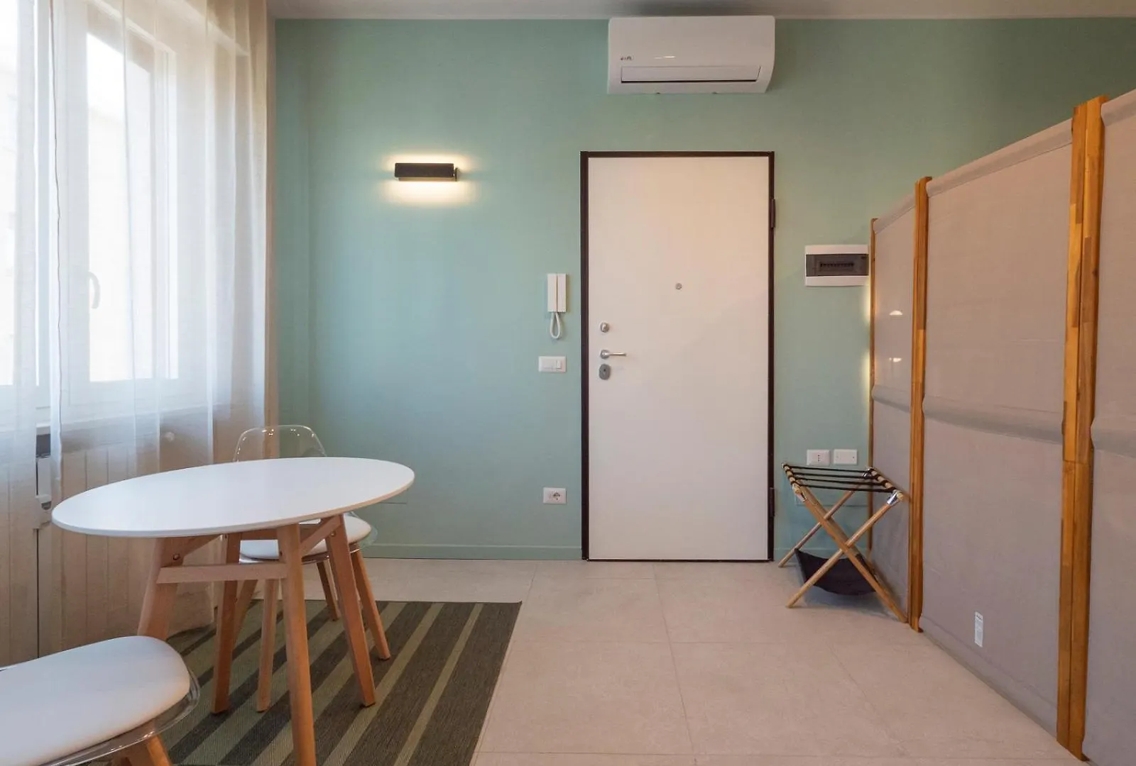 Apartment Nice Studio Close To The M3 Metro Milan