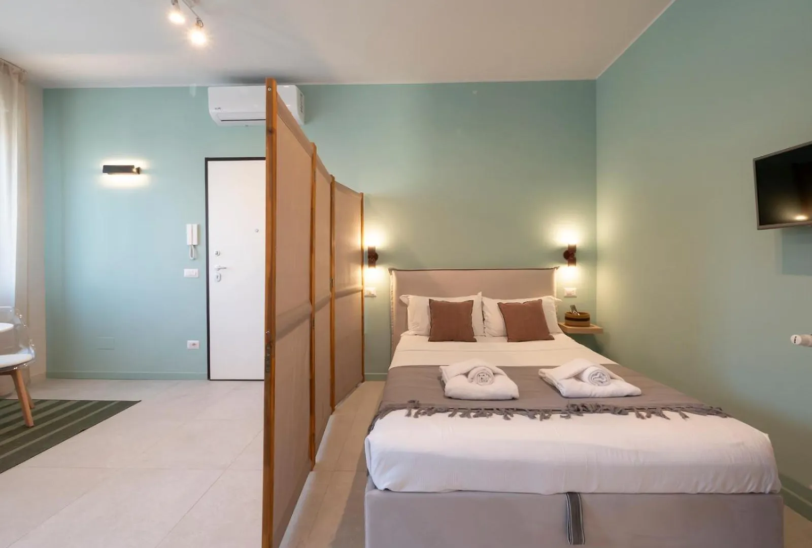 Nice Studio Close To The M3 Metro Milan 0*,