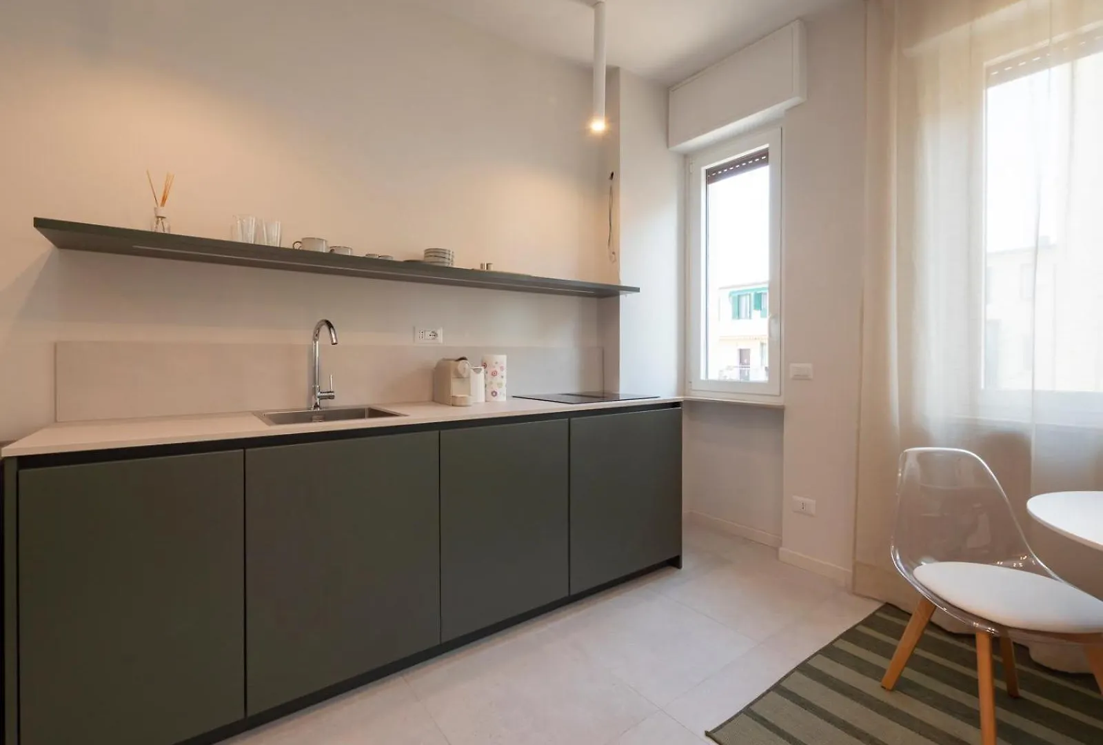 Nice Studio Close To The M3 Metro Milan Apartment