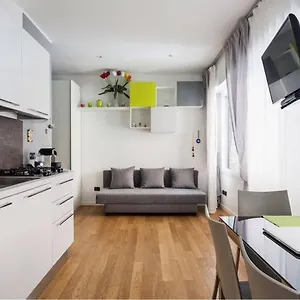 Delizioso Bilocale In Bocconi - Porta Romana Milano