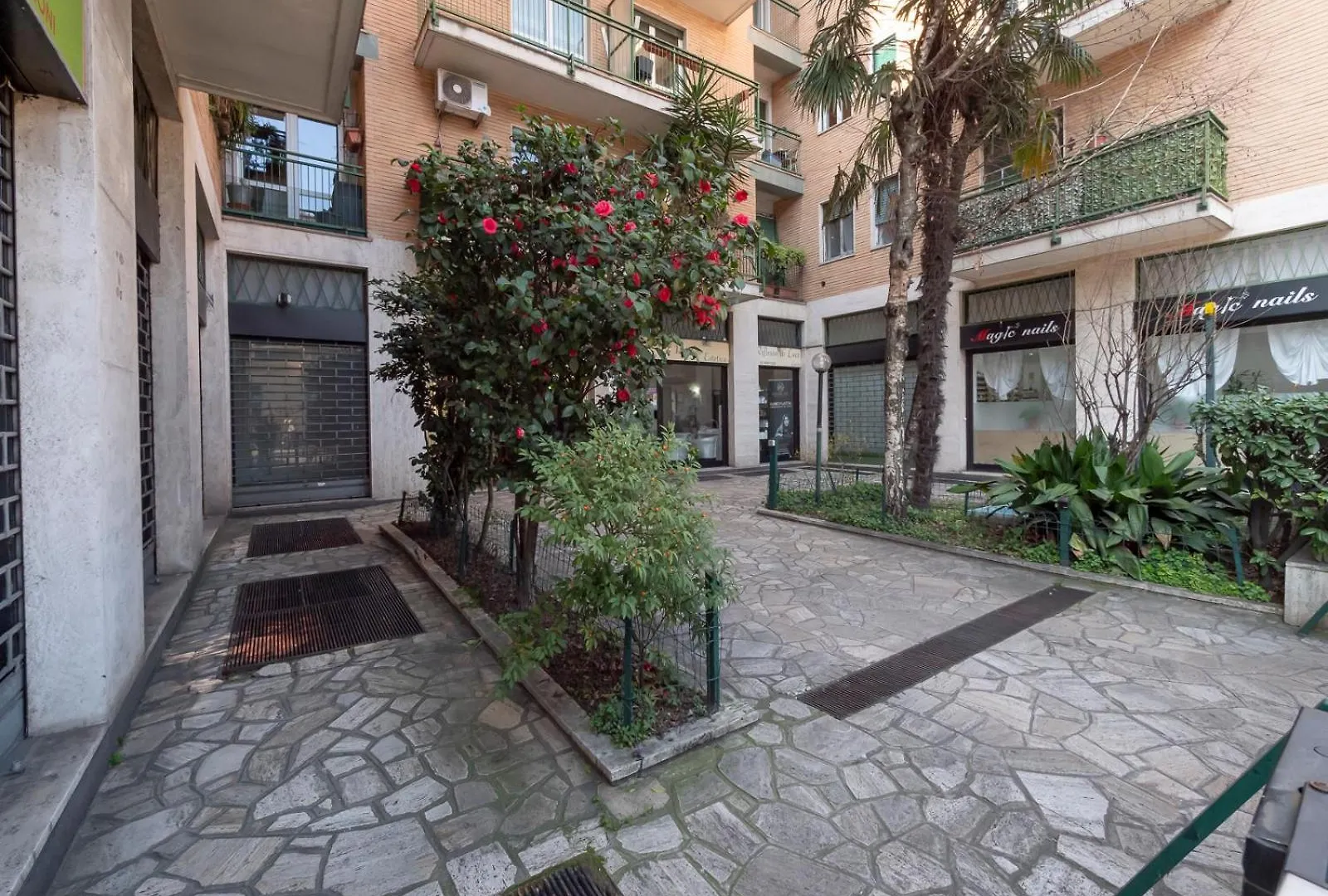 Nice Studio Close To The M3 Metro Milan